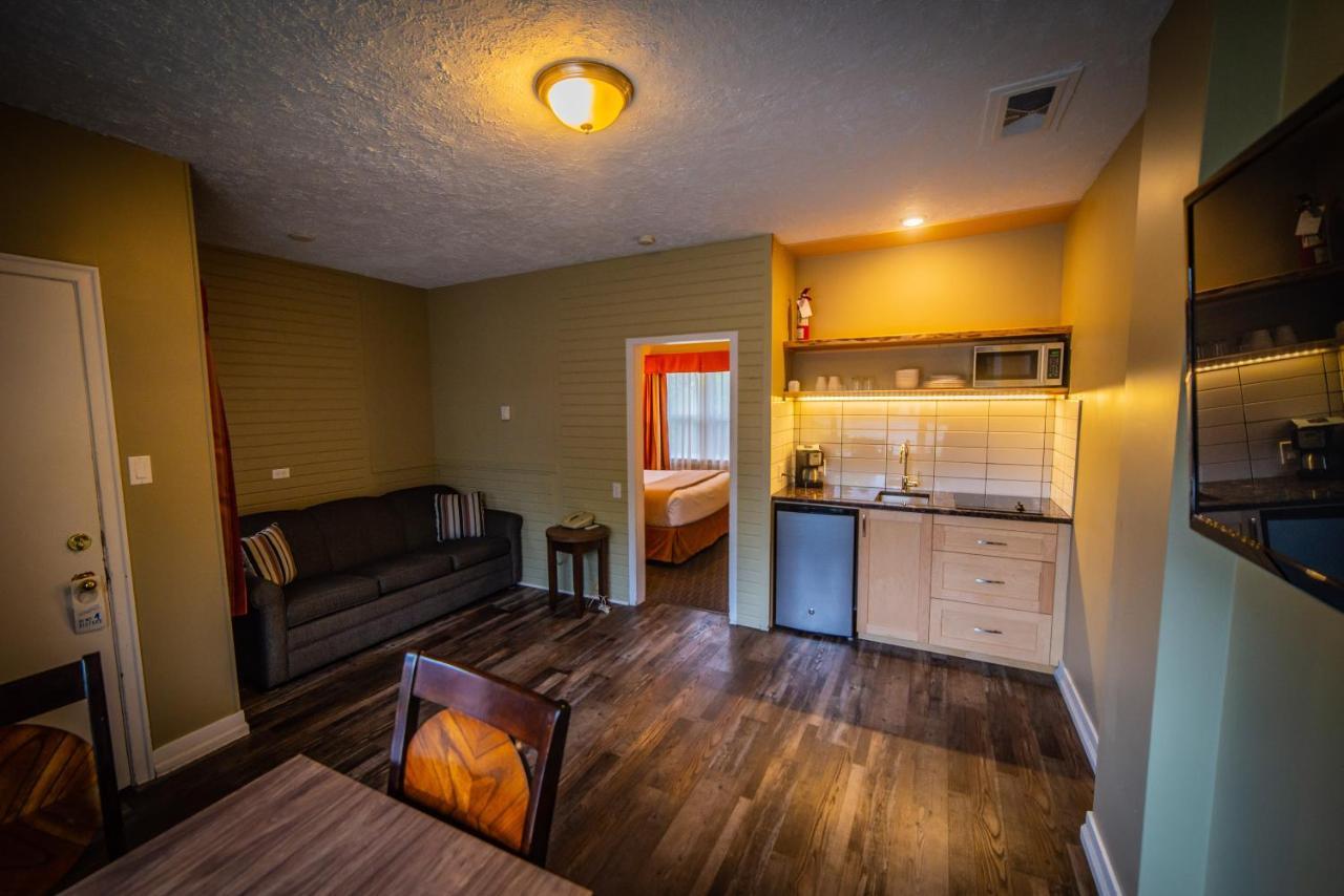 Alpine Inn & Suites Nelson Dış mekan fotoğraf