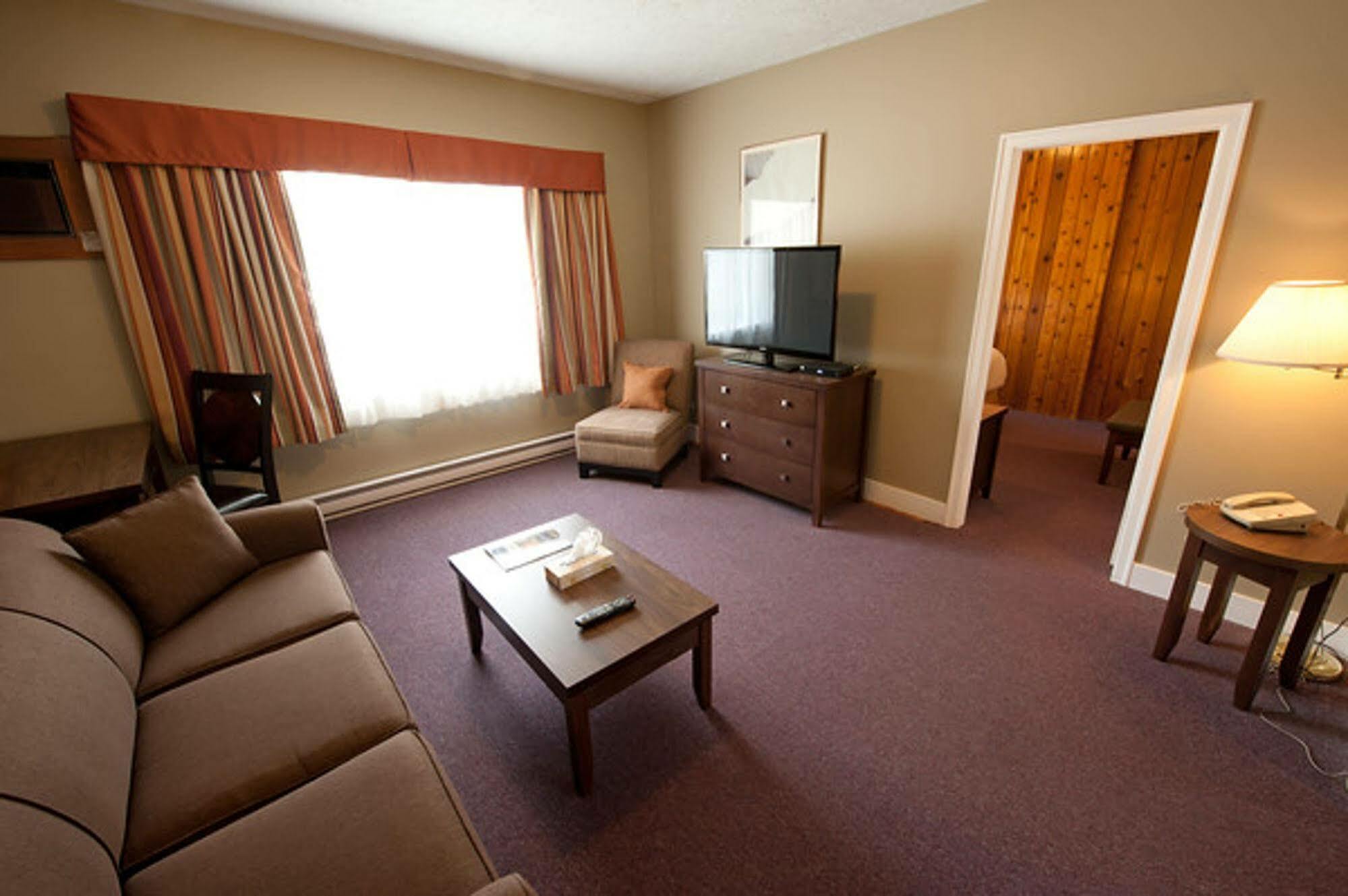 Alpine Inn & Suites Nelson Dış mekan fotoğraf