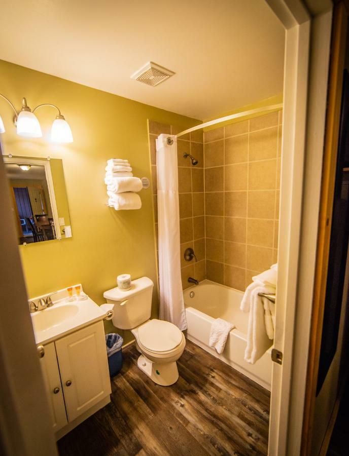 Alpine Inn & Suites Nelson Dış mekan fotoğraf