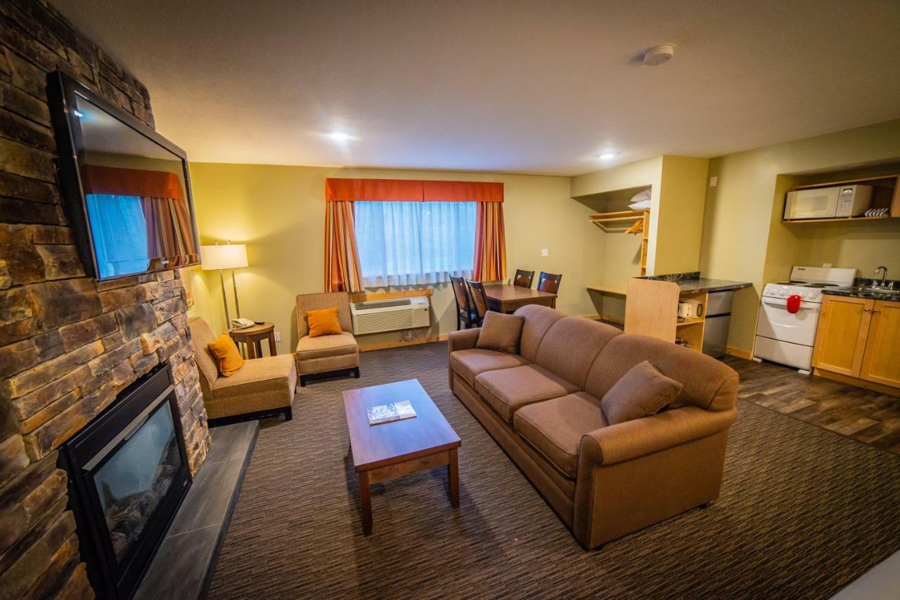 Alpine Inn & Suites Nelson Dış mekan fotoğraf